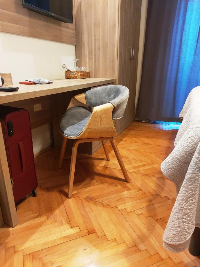 Marina & Parking Free Bed & Breakfast 4*