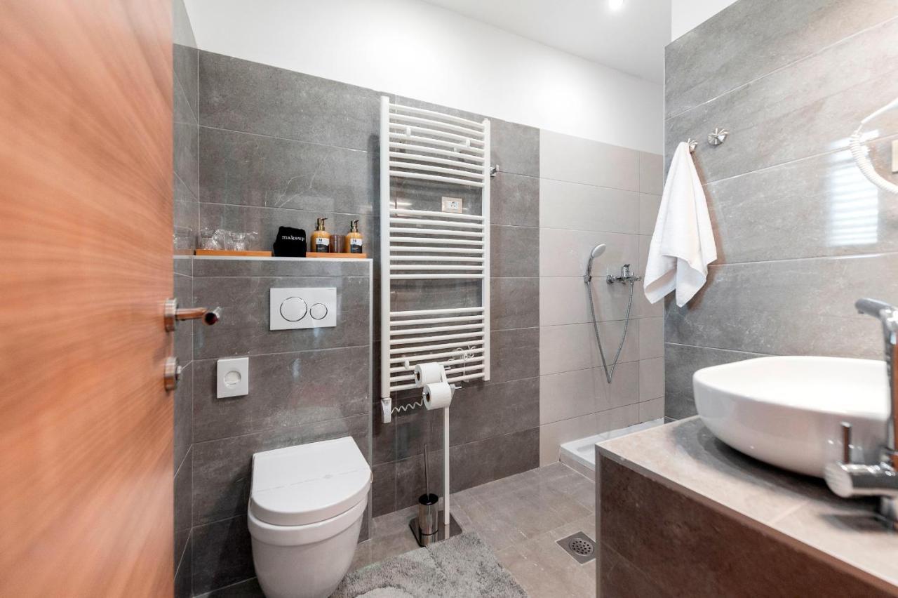 Bed & Breakfast Marina & Parking Free
