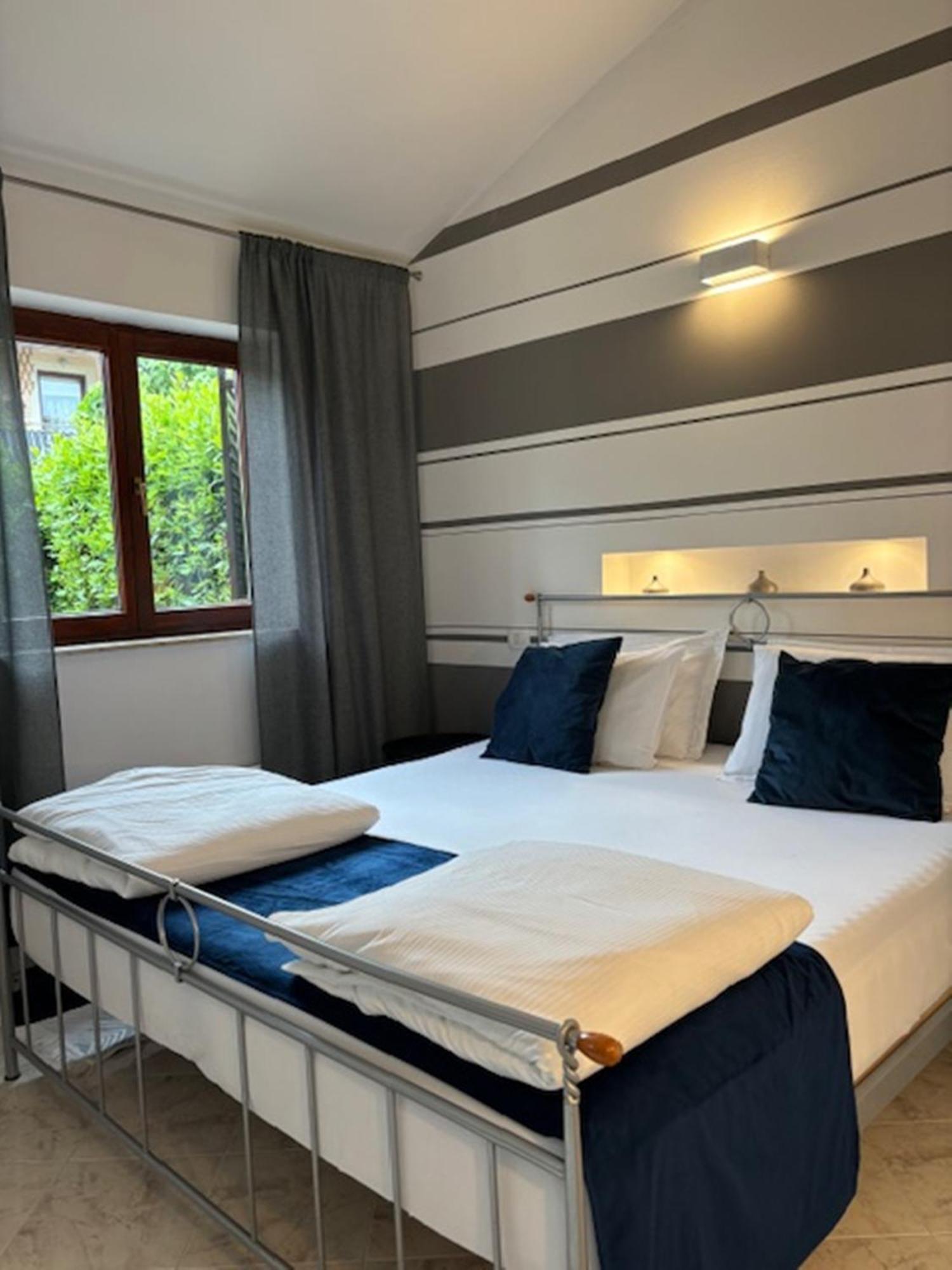 Marina & Parking Free 4* Rovinj
