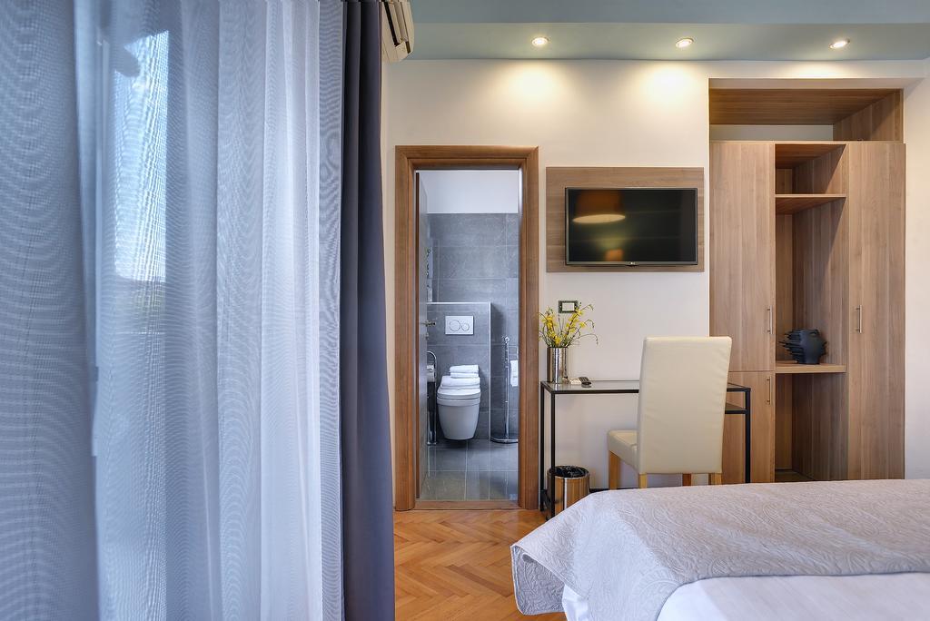 Marina & Parking Free 4* Rovinj